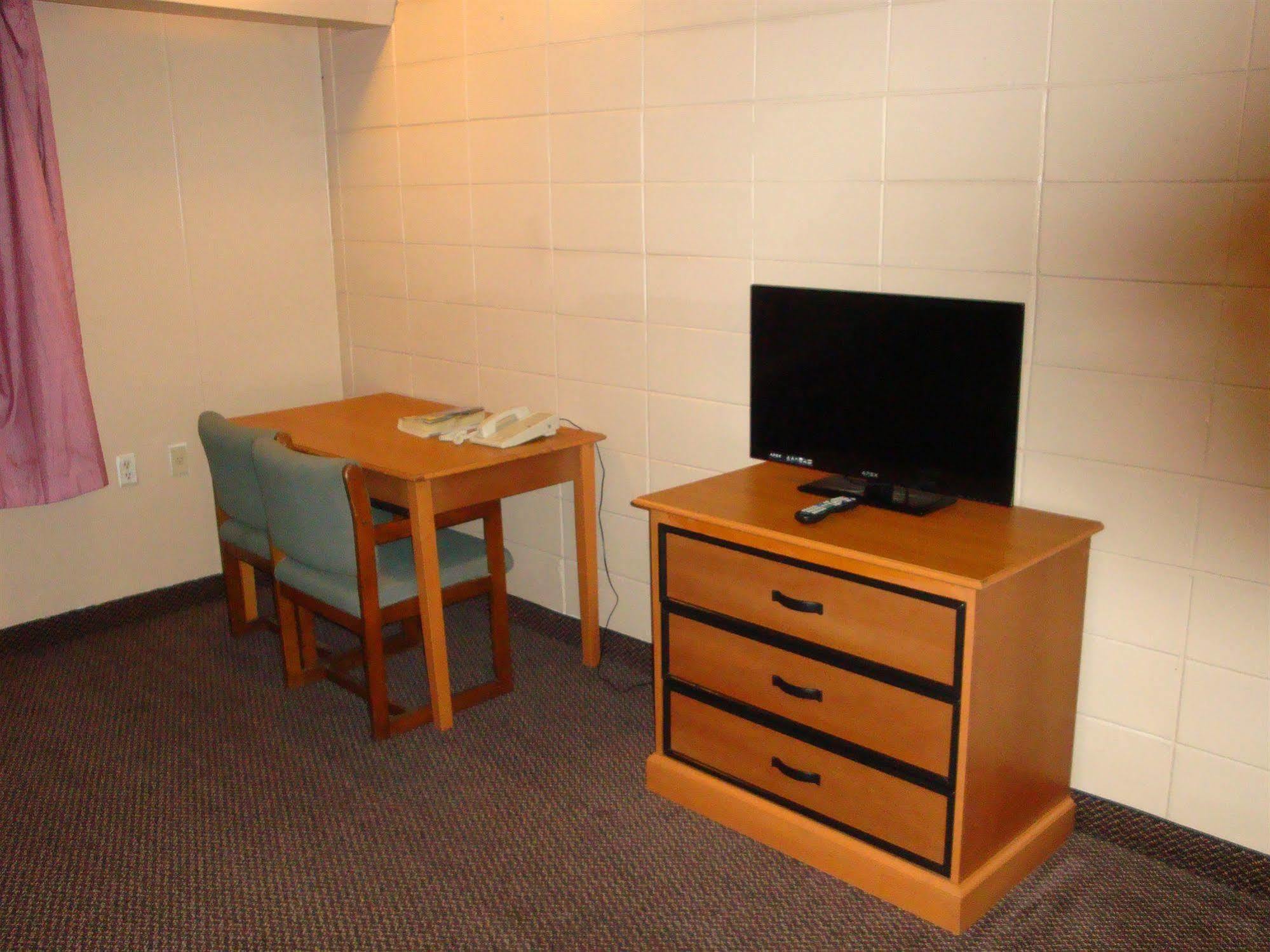 Economy Inn Green Bay Esterno foto