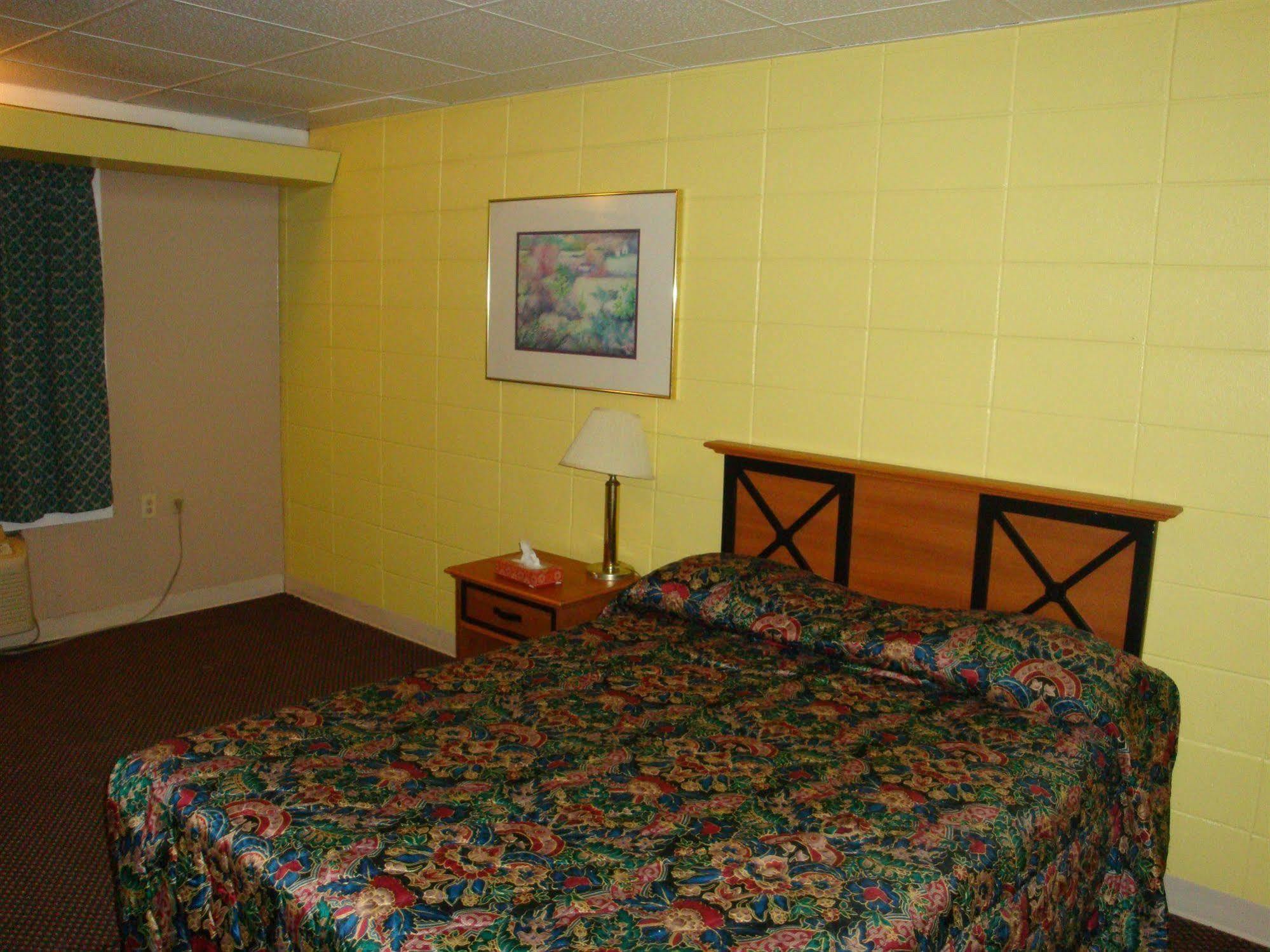 Economy Inn Green Bay Esterno foto